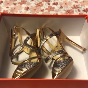 Size 7 strappy heels gold and glitter